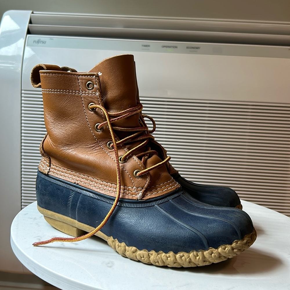 Bean boots